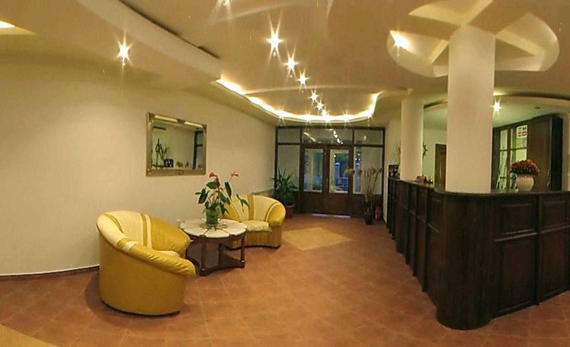 Hotel Wels Baltenii de Sus Exterior photo